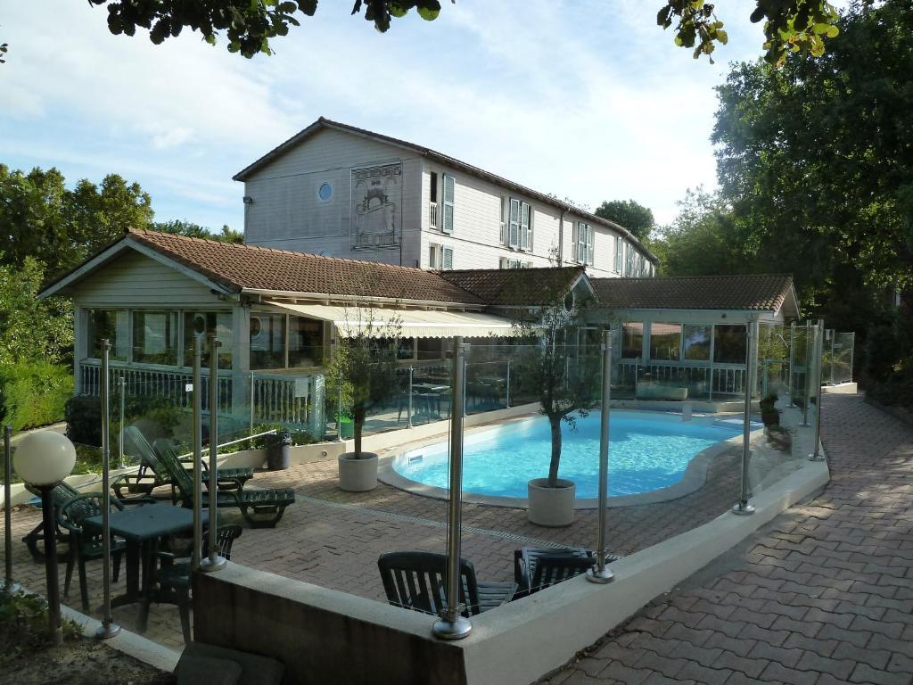 Hotel & Restaurant Heliotel Монферье-сюр-Ле Экстерьер фото