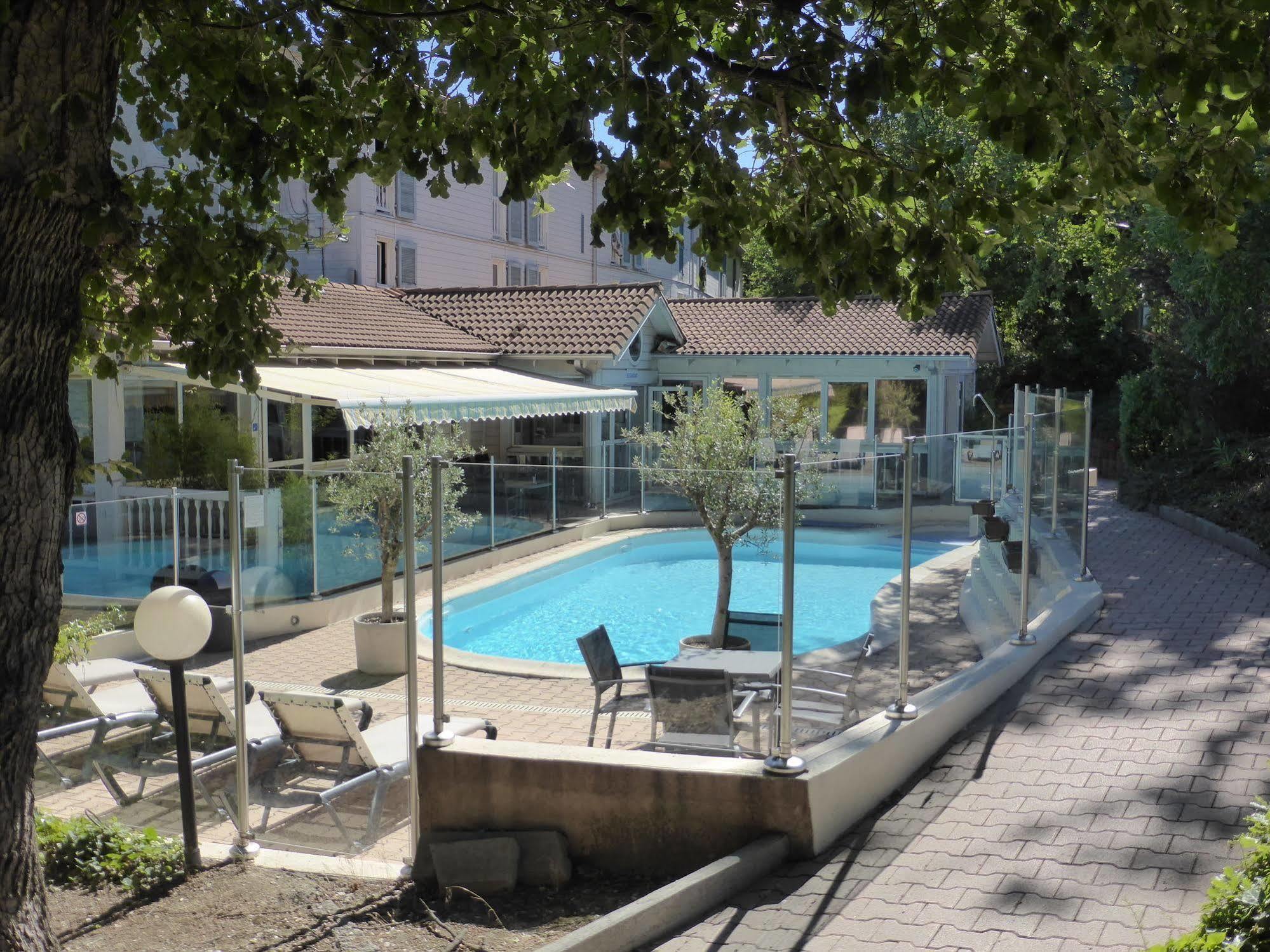 Hotel & Restaurant Heliotel Монферье-сюр-Ле Экстерьер фото